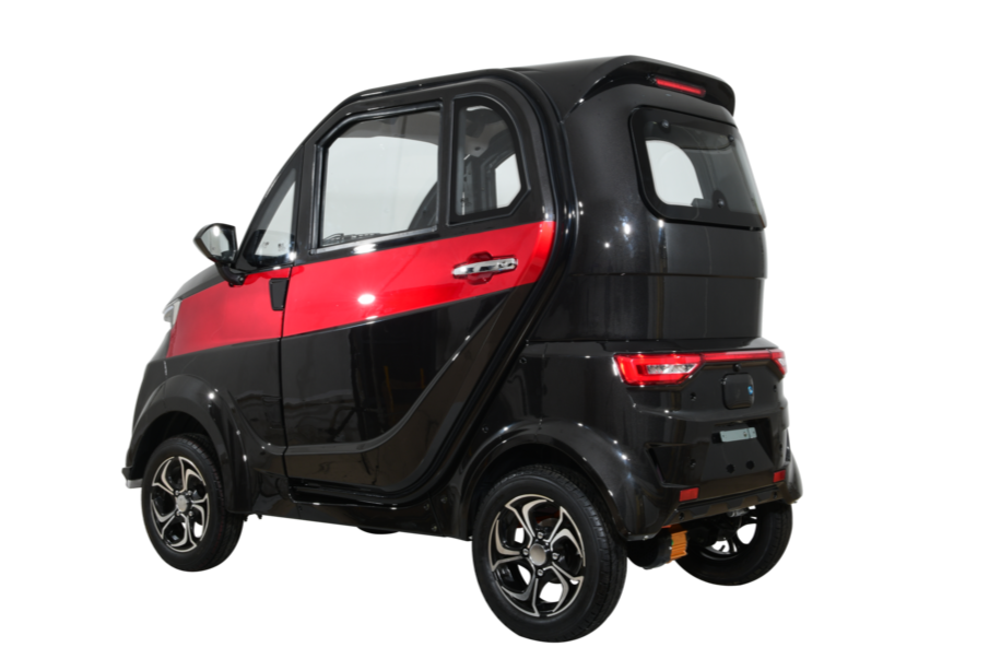 GREEN TRANSPORTER Q EXPRESS - 4-WHEEL ENCLOSED SCOOTER